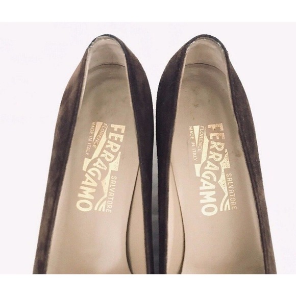Salvatore Ferragamo | Cap Toe Pump Womens Size 7.5 AA Brown Suede - Picture 10 of 12